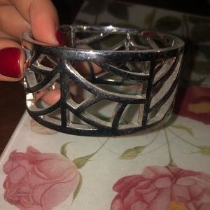 Pretty silver bracelet